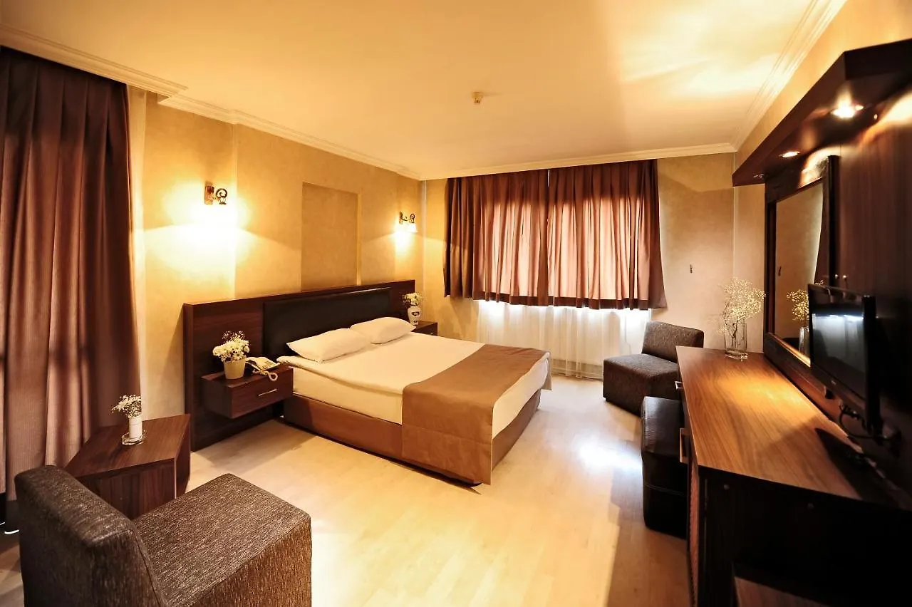 ***  Uestuen Hotel Alsancak Esmirna Turquia